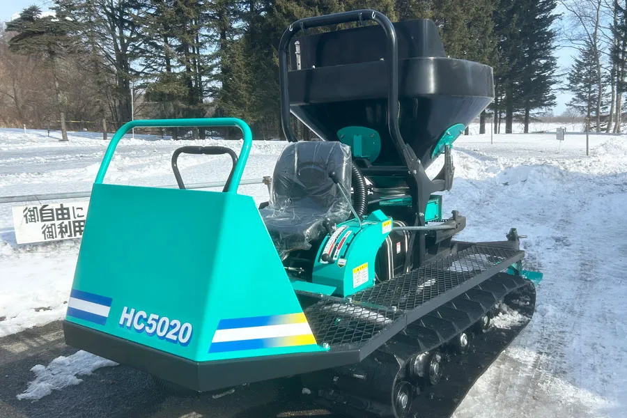 融雪剤散布車「タカキタ HC5020」